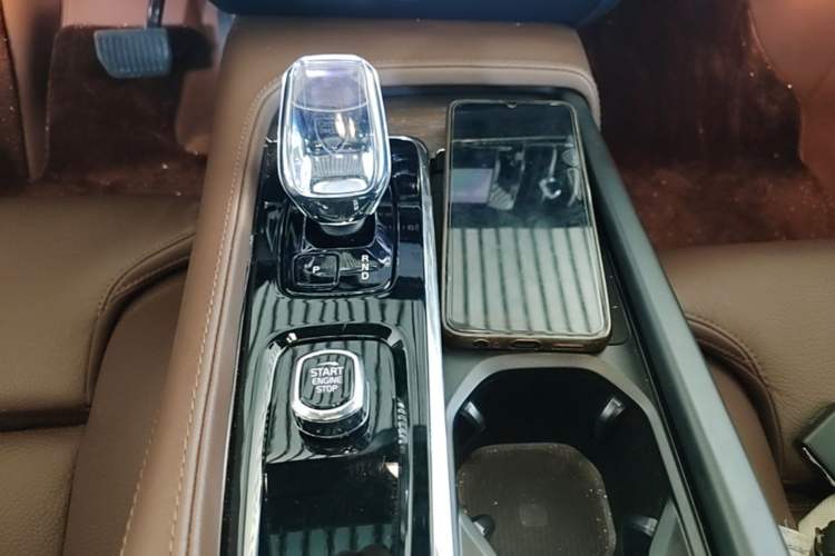 Used Volvo S90 2024 B5 Zhiyuan Luxury Edition Gear Lever