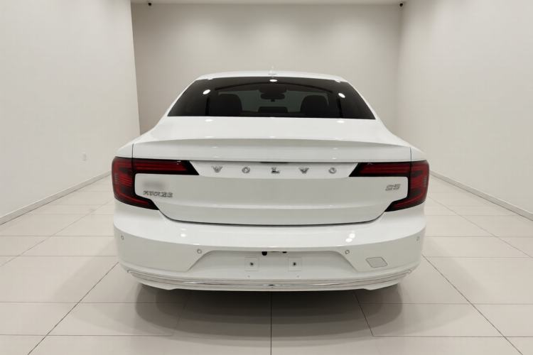 Used Volvo S90 2024 B5 Zhiyuan Luxury Edition Rear