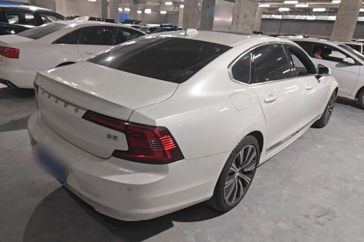 Used Volvo S90 2024 B5 Zhiyuan Luxury Edition Rear Right 45 Deg