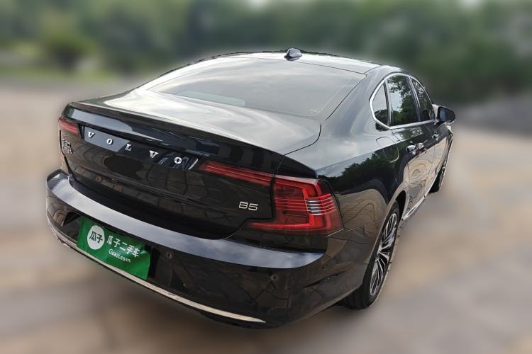 Used Volvo S90 2024 B5 Zhiyi Luxury Edition Rear Right 45 Deg