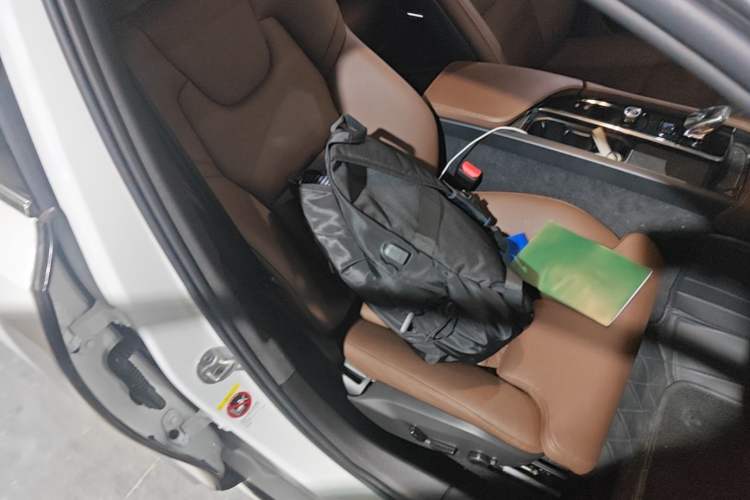 Used Volvo S90 2024 B5 Zhiyuan Luxury Edition Right Front Seat
