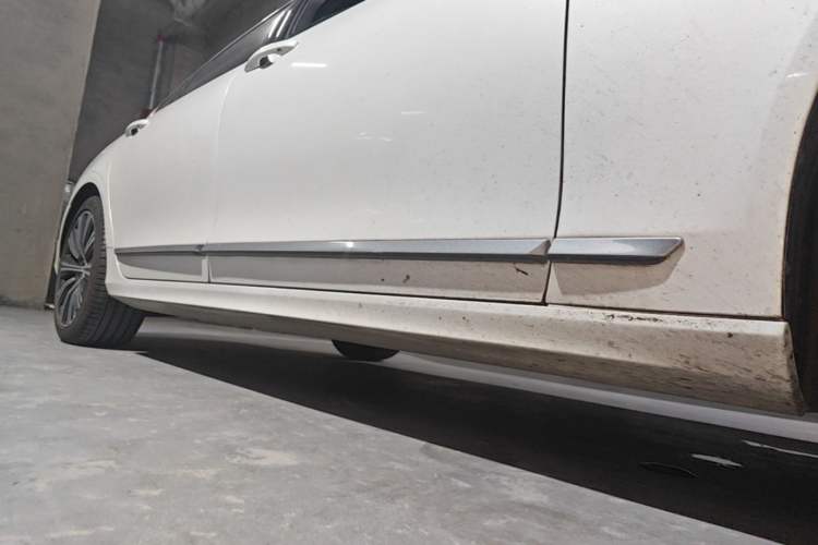 Used Volvo S90 2024 B5 Zhiyuan Luxury Edition Right Side Sill