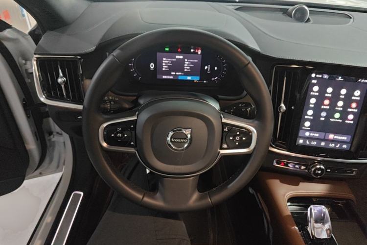 Used Volvo S90 2024 B5 Zhiyuan Luxury Edition Steering Wheel