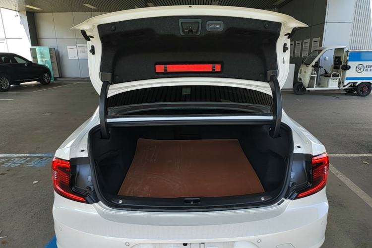 Used Volvo S90 2024 B5 Zhiyuan Luxury Edition Trunk