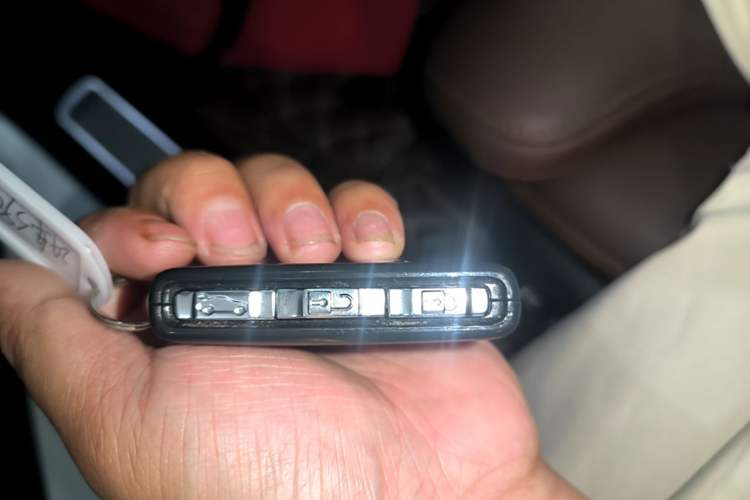 Used Volvo S90 2024 B5 Zhiyuan Luxury Edition Vehicle Key