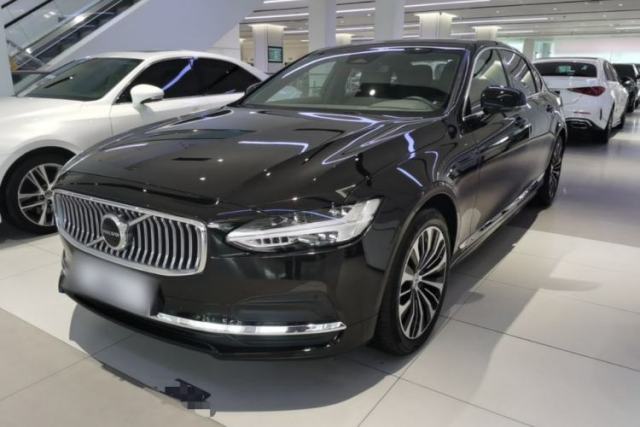 Used Volvo S90 2025 B5 Zhiyi Luxury Edition