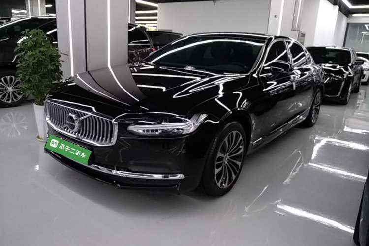 Used Volvo S90 2025 B5 Zhiyi Luxury Edition Guazi used car, China used car export, Used car for sale, Used cars, Cheapest cars for sale
