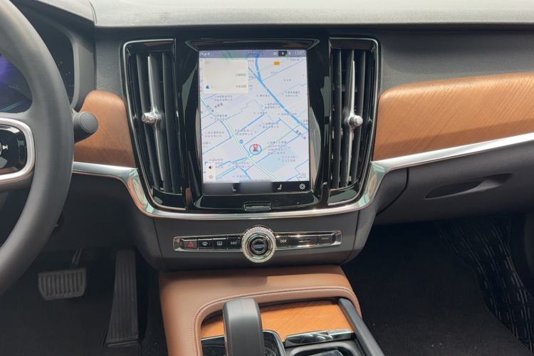 Used Volvo S90 2025 B5 Zhiyi Luxury Edition Audio And AC Panel