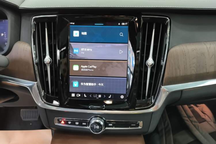 Used Volvo S90 2025 B5 Zhiyuan Luxury Edition Audio And AC Panel