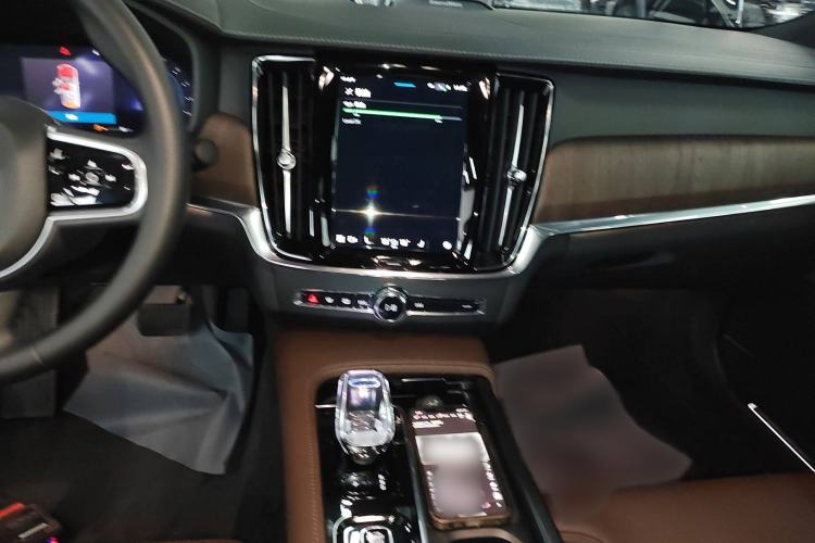 Used Volvo S90 2025 B5 Zhiya Luxury Edition Audio And AC Panel