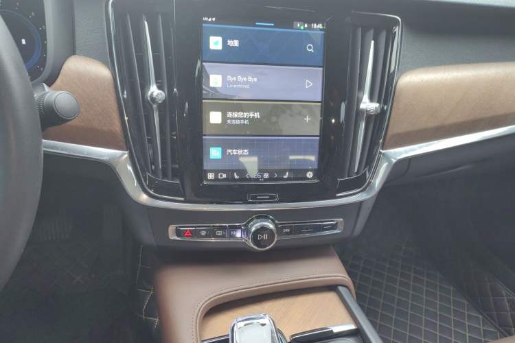 Used Volvo S90 2025 B5 Zhiyi Luxury Edition Audio And AC Panel