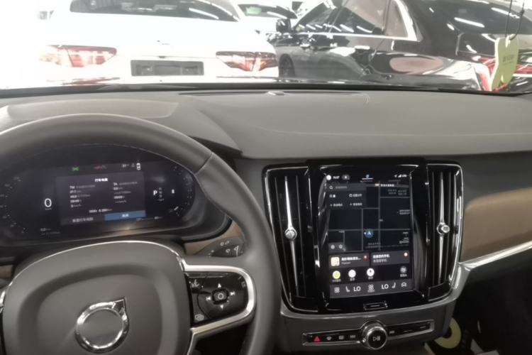 Used Volvo S90 2025 B5 Zhiyi Luxury Edition Center Console