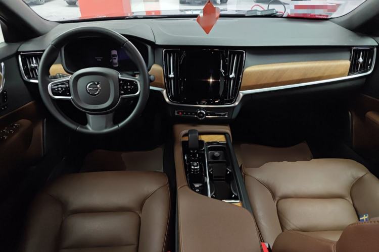 Used Volvo S90 2025 B5 Zhiyi Luxury Edition Center Console