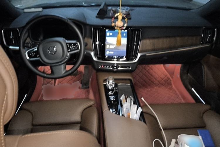 Used Volvo S90 2025 B5 Zhiyuan Luxury Edition Center Console