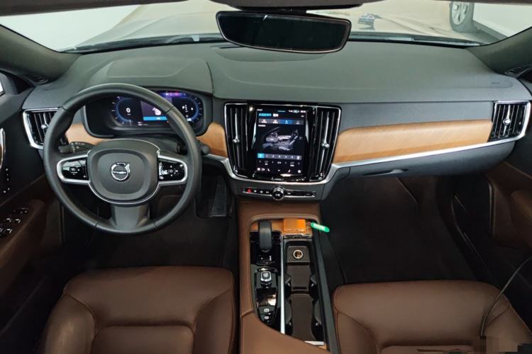 Used Volvo S90 2025 B5 Zhiyi Luxury Edition Center Console