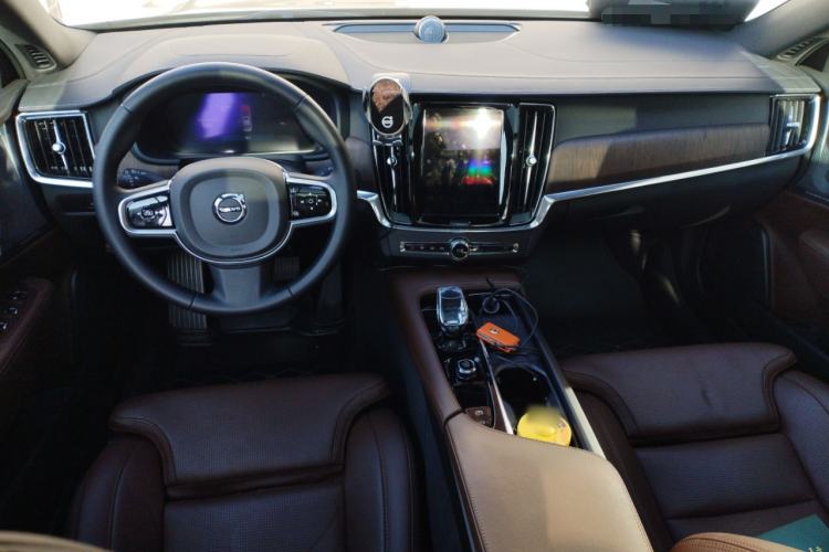 Used Volvo S90 2025 B5 Zhiya Luxury Edition Center Console