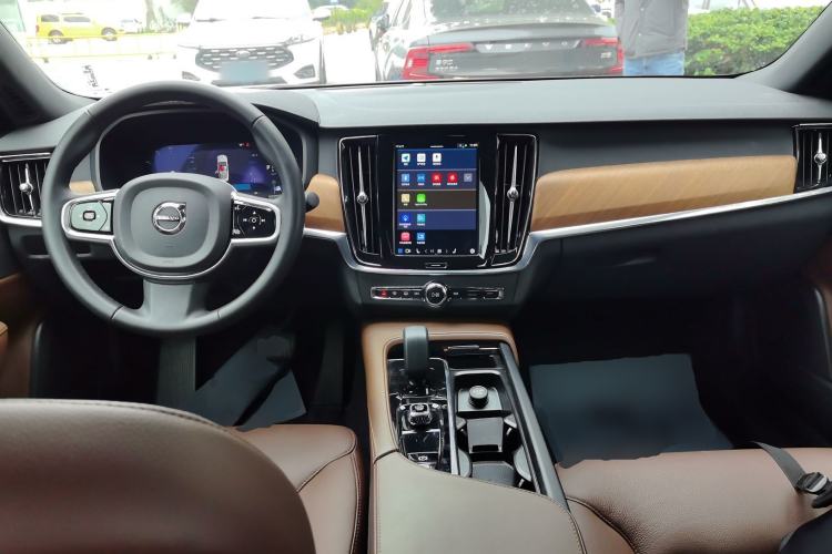 Used Volvo S90 2025 B5 Zhiyi Luxury Edition Center Console