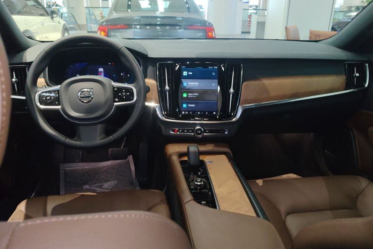 Used Volvo S90 2025 B5 Zhiyi Luxury Edition Center Console