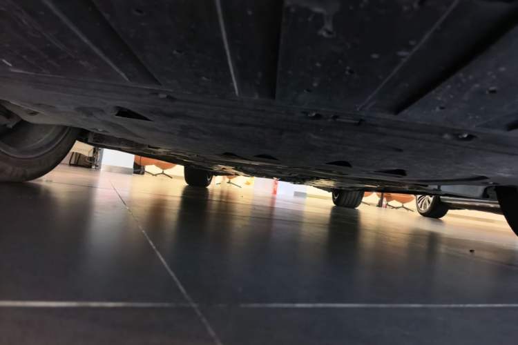 Used Volvo S90 2025 B5 Zhiyi Luxury Edition Chassis Front