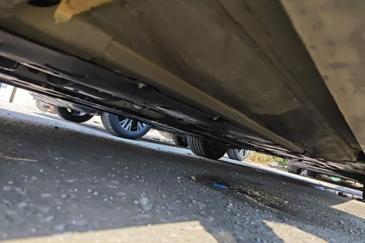 Used Volvo S90 2025 B5 Zhiyuan Luxury Edition Chassis Front Left