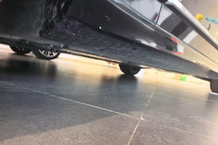 Used Volvo S90 2025 B5 Zhiyi Luxury Edition Chassis Front Left
