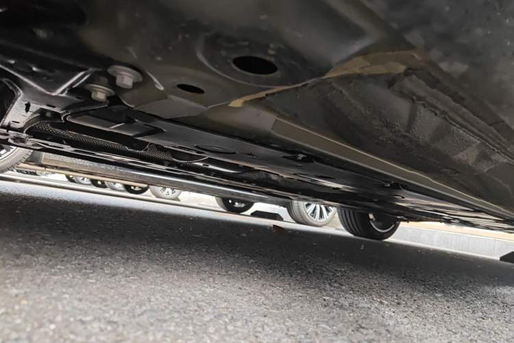 Used Volvo S90 2025 B5 Zhiyuan Luxury Edition Chassis Front Left
