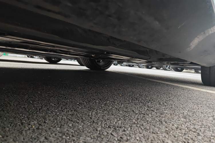 Used Volvo S90 2025 B5 Zhiyuan Luxury Edition Chassis Front Right