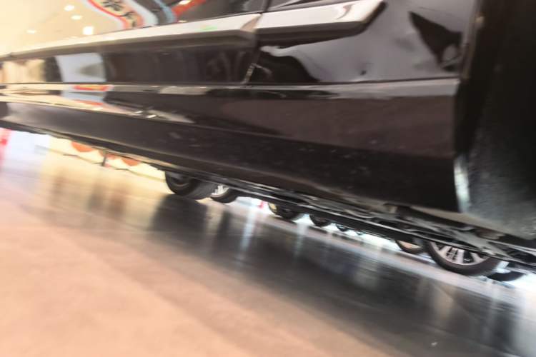 Used Volvo S90 2025 B5 Zhiyi Luxury Edition Chassis Front Right