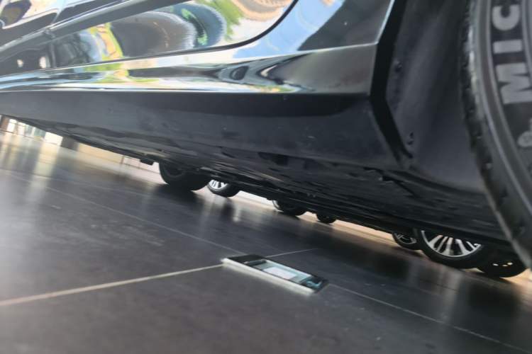 Used Volvo S90 2025 B5 Zhiyi Luxury Edition Chassis Rear Left
