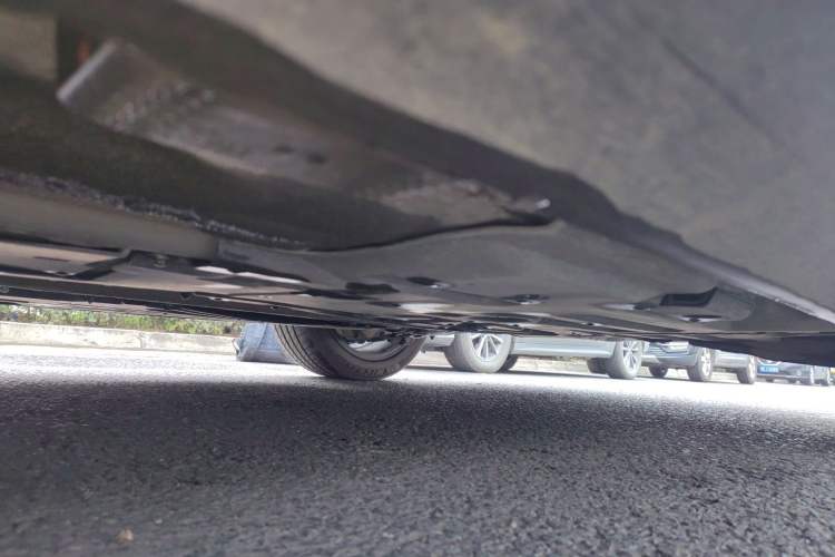 Used Volvo S90 2025 B5 Zhiyi Luxury Edition Chassis Rear Left