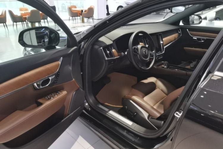 Used Volvo S90 2025 B5 Zhiyi Luxury Edition Driver Seat