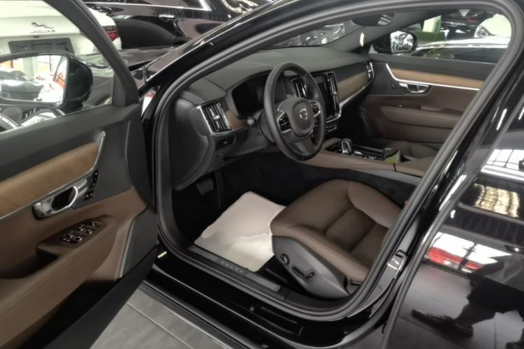 Used Volvo S90 2025 B5 Zhiyi Luxury Edition Driver Seat