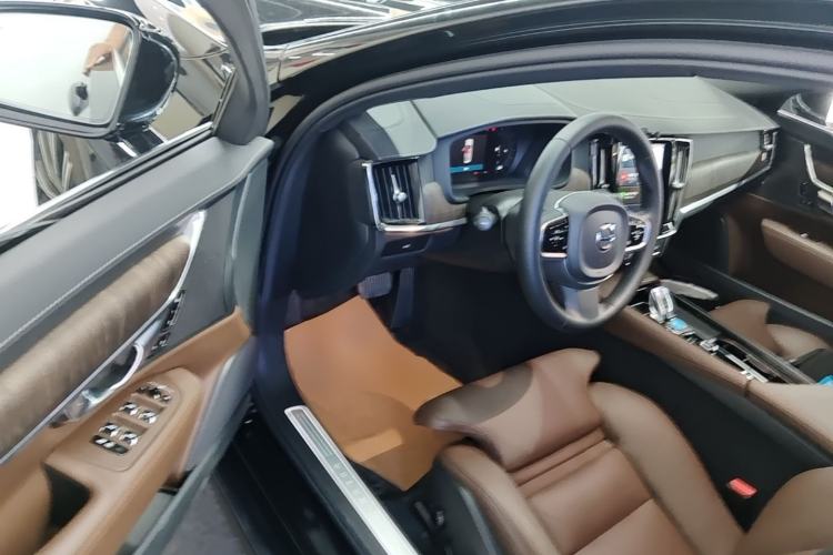 Used Volvo S90 2025 B5 Zhiyuan Luxury Edition Driver Seat