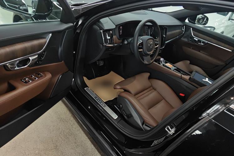 Used Volvo S90 2025 B5 Zhiyuan Luxury Edition Driver Seat