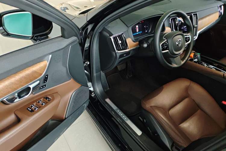 Used Volvo S90 2025 B5 Zhiyi Luxury Edition Driver Seat