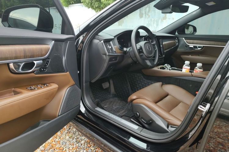 Used Volvo S90 2025 B5 Zhiyuan Luxury Edition Driver Seat