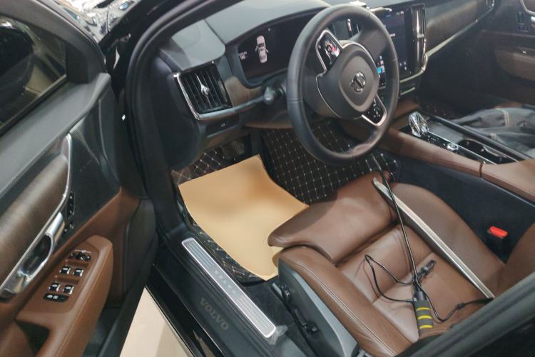 Used Volvo S90 2025 B5 Zhiyuan Luxury Edition Driver Seat