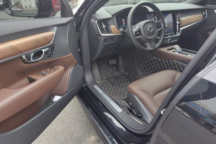 Used Volvo S90 2025 B5 Zhiyi Luxury Edition Driver Seat
