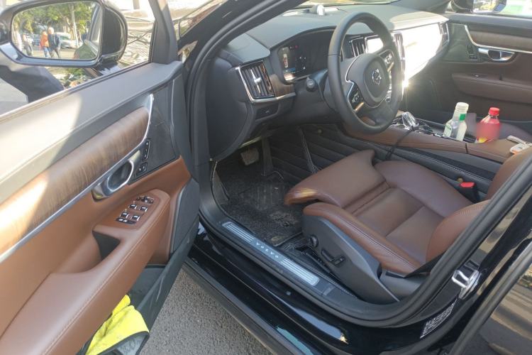 Used Volvo S90 2025 B5 Zhiyuan Luxury Edition Driver Seat