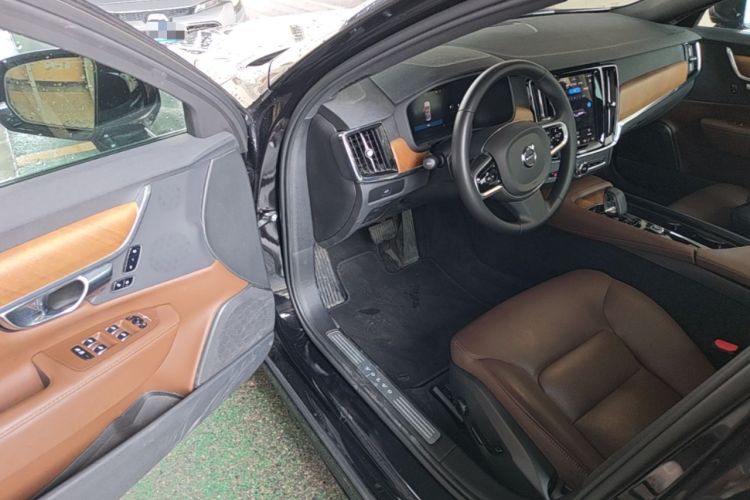 Used Volvo S90 2025 B5 Zhiyi Luxury Edition Driver Seat