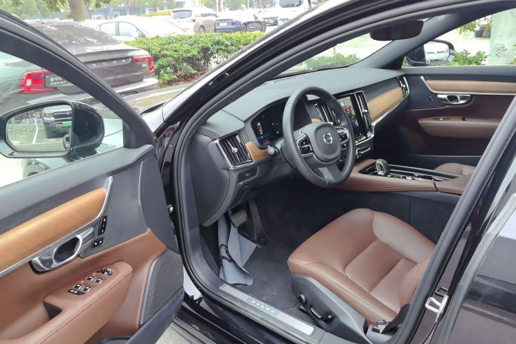 Used Volvo S90 2025 B5 Zhiyi Luxury Edition Driver Seat