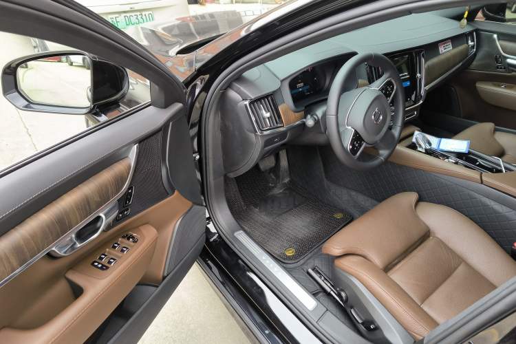 Used Volvo S90 2025 B5 Zhiyuan Luxury Edition Driver Seat