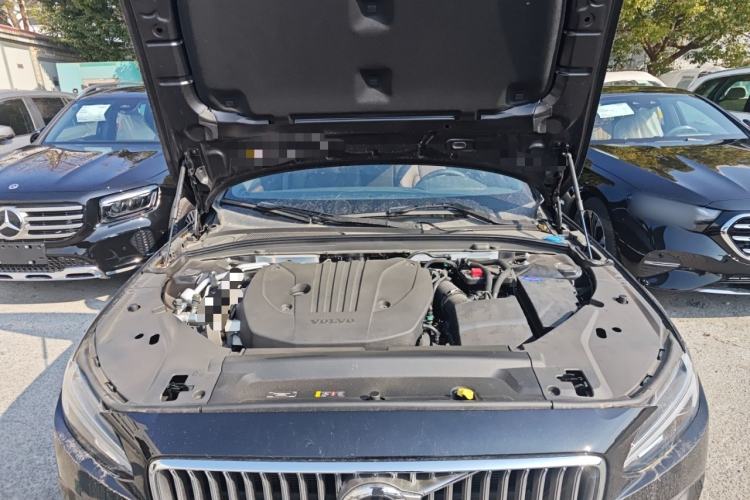 Used Volvo S90 2025 B5 Zhiyuan Luxury Edition Engine Bay
