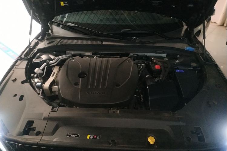 Used Volvo S90 2025 B5 Zhiyuan Luxury Edition Engine Bay