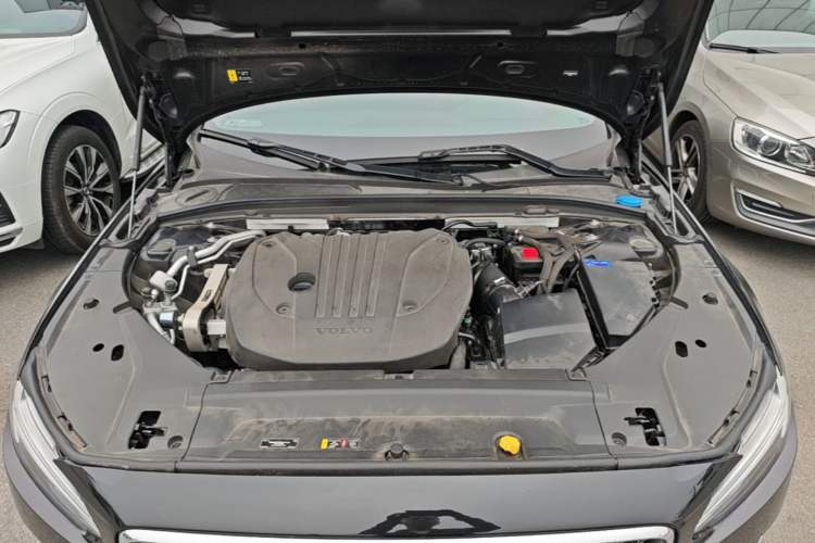 Used Volvo S90 2025 B5 Zhiyuan Luxury Edition Engine Bay