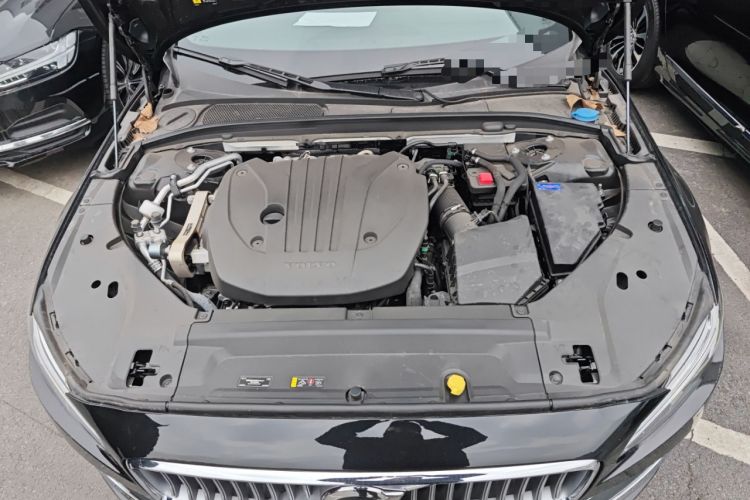 Used Volvo S90 2025 B5 Zhiyuan Luxury Edition Engine Bay