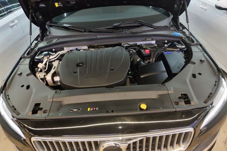 Used Volvo S90 2025 B5 Zhiyuan Luxury Edition Engine Bay