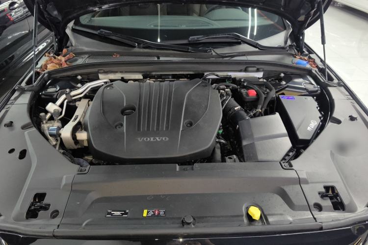 Used Volvo S90 2025 B5 Zhiyuan Luxury Edition Engine Bay