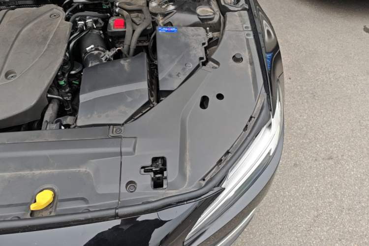 Used Volvo S90 2025 B5 Zhiyuan Luxury Edition Engine Bay Left