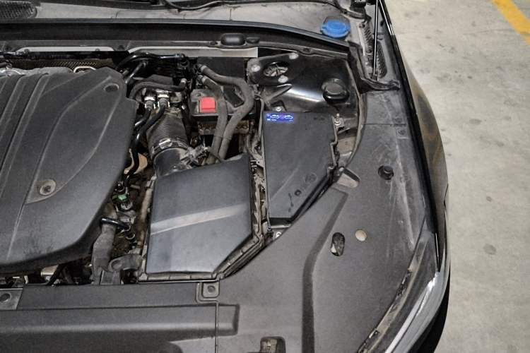 Used Volvo S90 2025 B5 Zhiyuan Luxury Edition Engine Bay Left